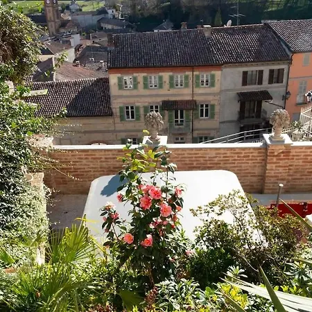 Ai Leoni Ruggenti Dimora Della Storia E Del Relax In Monferrato *