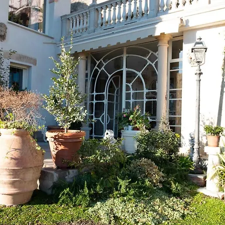 Ai Leoni Ruggenti Dimora Della Storia E Del Relax In Monferrato * Ottiglio