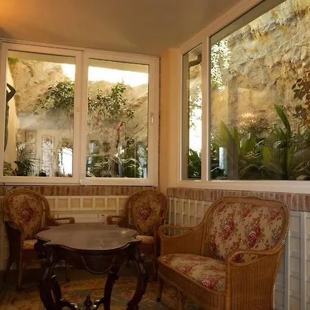 Ai Leoni Ruggenti Dimora Della Storia E Del Relax In Monferrato *