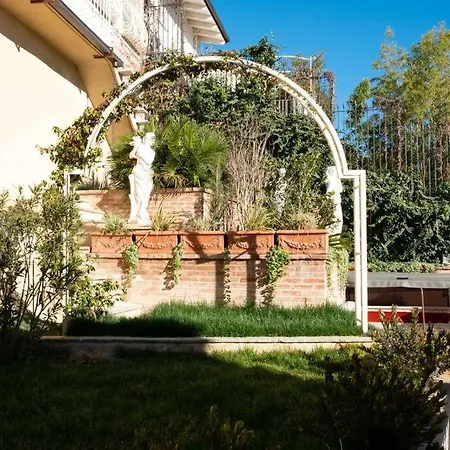 Ai Leoni Ruggenti Dimora Della Storia E Del Relax In Monferrato