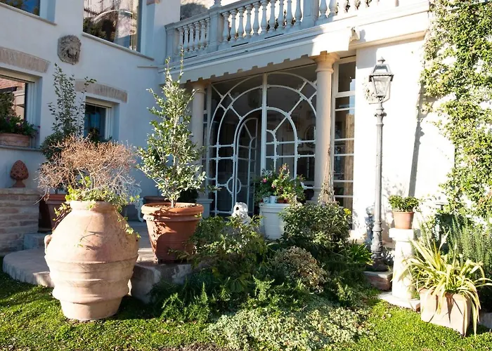 Ai Leoni Ruggenti Dimora Della Storia E Del Relax In Monferrato * Ottiglio