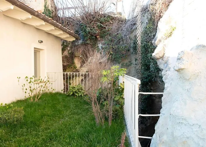 Ai Leoni Ruggenti Dimora Della Storia E Del Relax In Monferrato Vakantiehuis Ottiglio