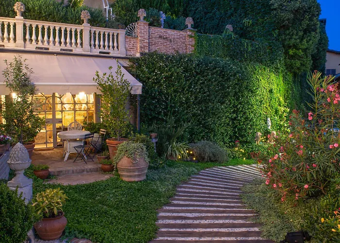 Ai Leoni Ruggenti Dimora Della Storia E Del Relax In Monferrato