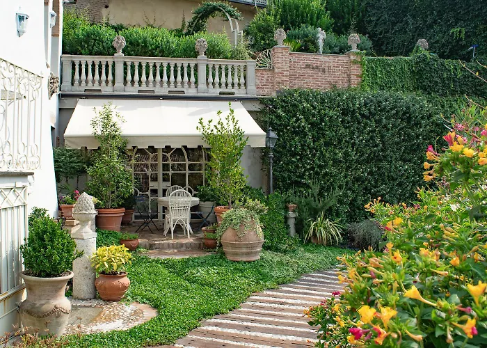 Ai Leoni Ruggenti Dimora Della Storia E Del Relax In Monferrato Ottiglio